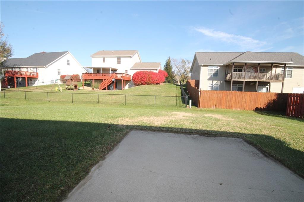 6090 Prairie Stream Way Columbus, IN 47203 - Photo 33 of 34 Gallery Image 33