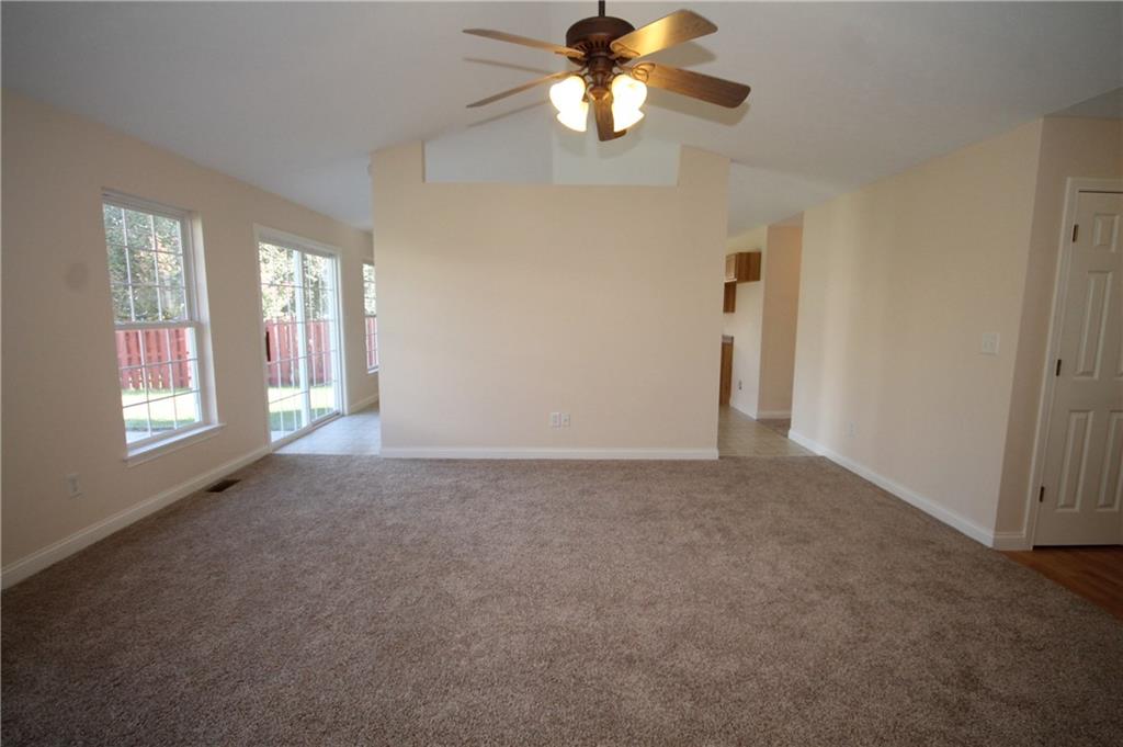 6090 Prairie Stream Way Columbus, IN 47203 - Photo 5 of 34 Gallery Image 5