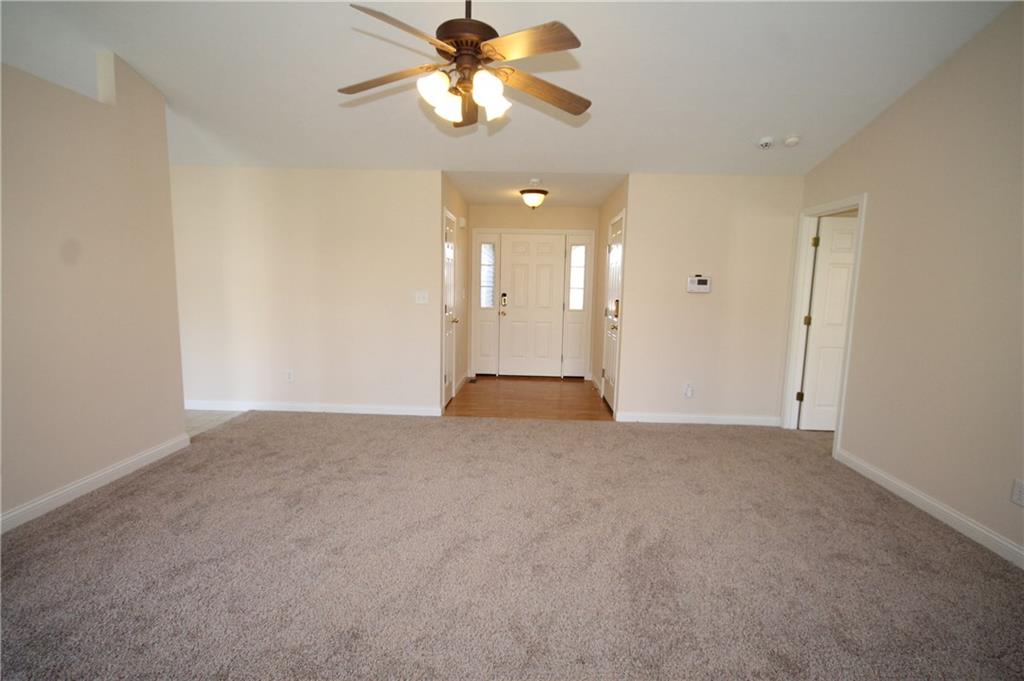6090 Prairie Stream Way Columbus, IN 47203 - Photo 6 of 34 Gallery Image 6