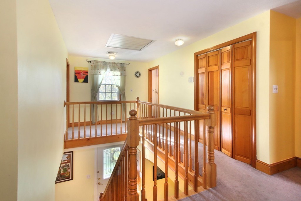 15 Beth Road Walpole, MA 02081 - Photo 10 of 23 Gallery Image 10
