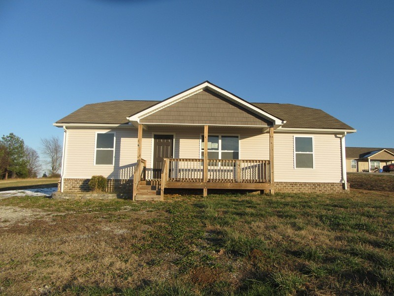 3072 Maple Grove Road Dickson, TN 37055 - Photo 1 of 13 Gallery Image 1