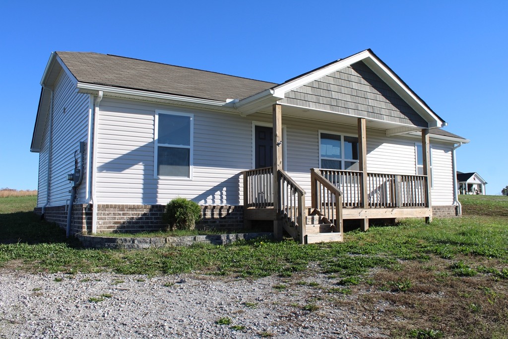 3072 Maple Grove Road Dickson, TN 37055 - Photo 3 of 13 Gallery Image 3