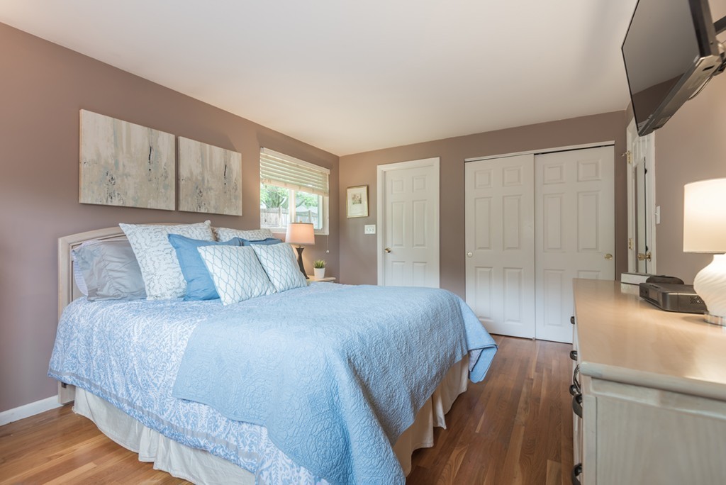 6 Mayflower Road Andover, MA 01810 - Photo 16 of 28 Gallery Image 16