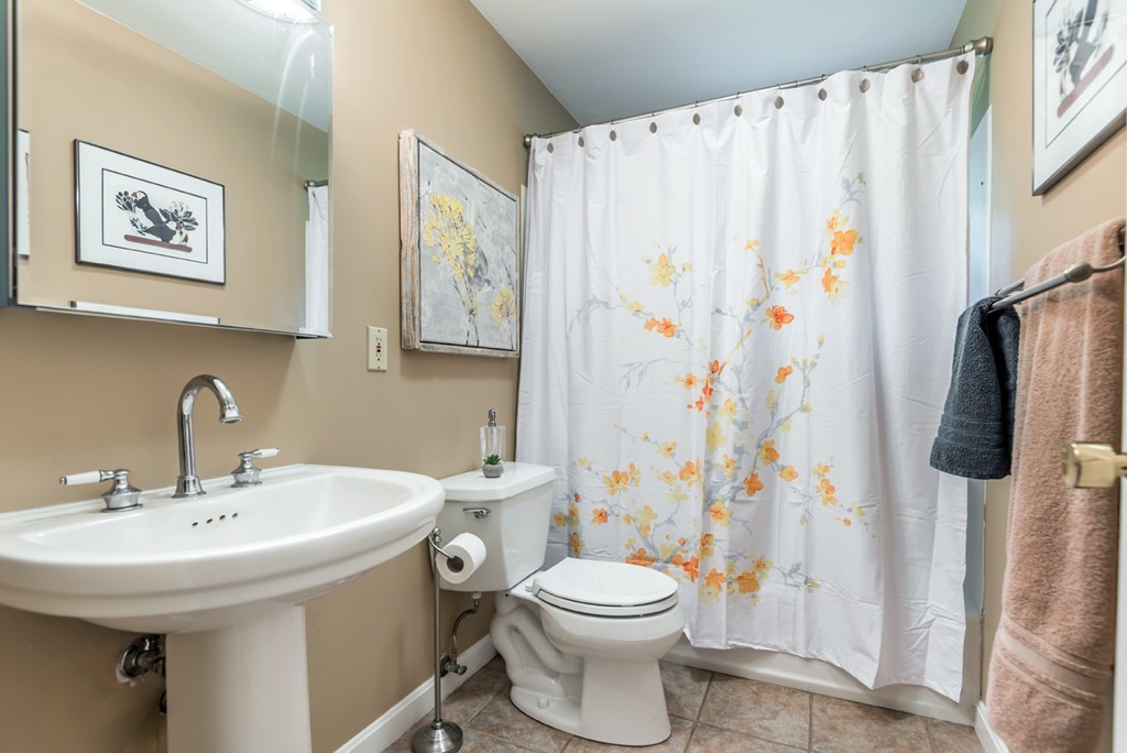 6 Mayflower Road Andover, MA 01810 - Photo 22 of 28 Gallery Image 22