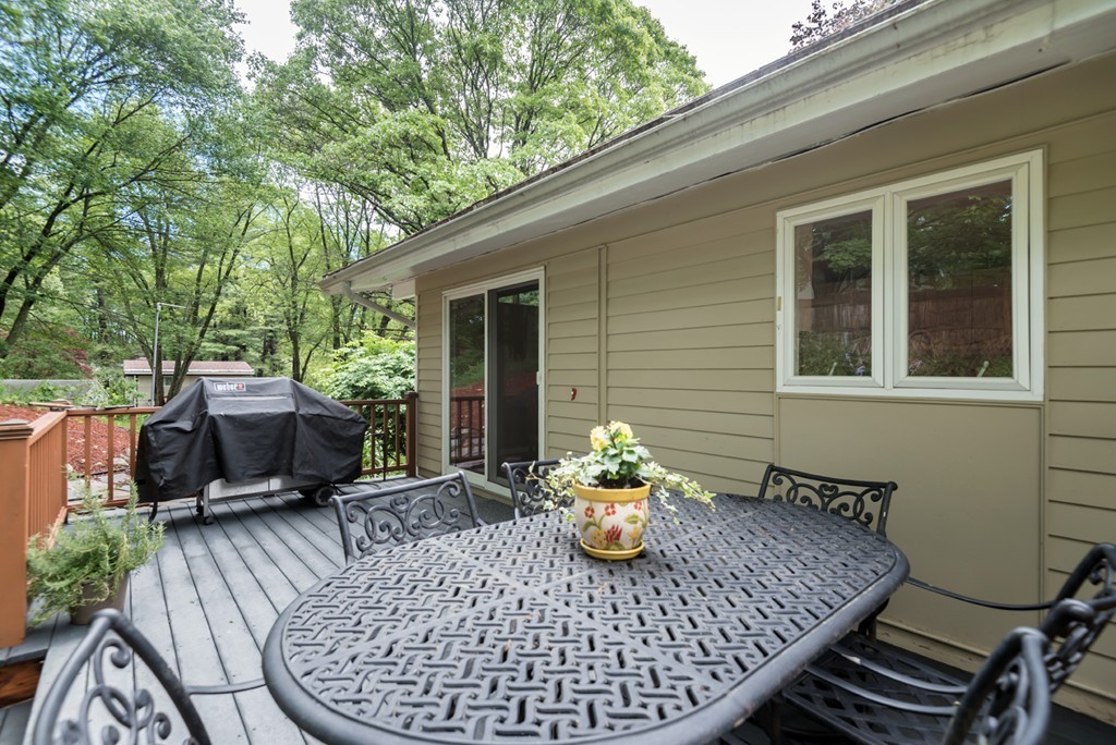 6 Mayflower Road Andover, MA 01810 - Photo 24 of 28 Gallery Image 24