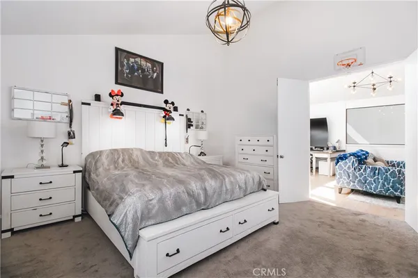 $1,815,000 | 19865 Hiawatha Street, Chatsworth, CA 91311