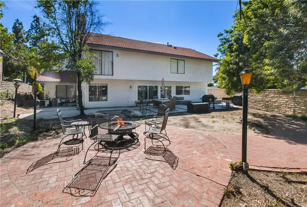 $1,815,000 | 19865 Hiawatha Street, Chatsworth, CA 91311