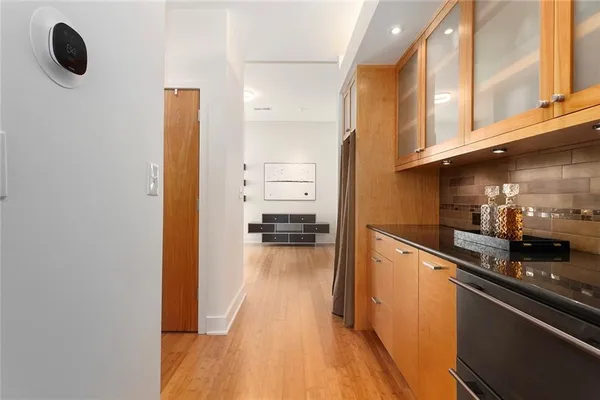 $950,000 | 1603 Summit Street, Kansas City, MO 64108