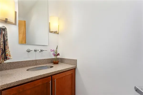 $950,000 | 1603 Summit Street, Kansas City, MO 64108