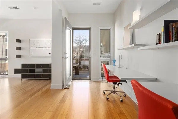 $950,000 | 1603 Summit Street, Kansas City, MO 64108