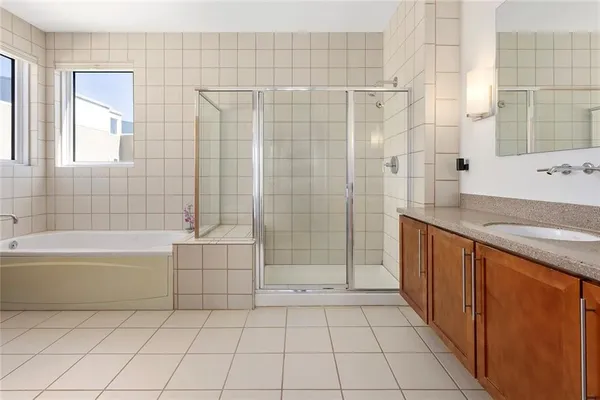 $950,000 | 1603 Summit Street, Kansas City, MO 64108