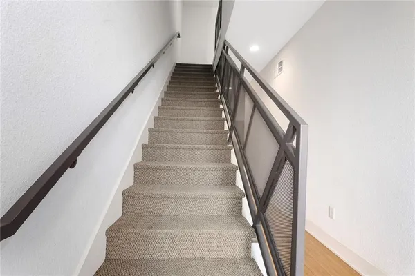 $950,000 | 1603 Summit Street, Kansas City, MO 64108