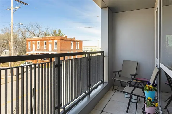 $950,000 | 1603 Summit Street, Kansas City, MO 64108