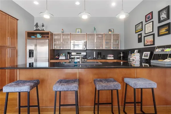 $950,000 | 1603 Summit Street, Kansas City, MO 64108