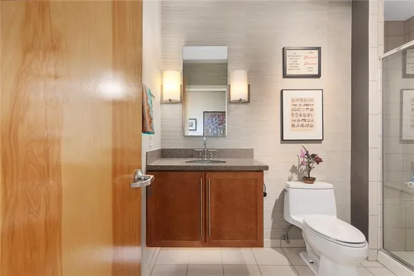 $950,000 | 1603 Summit Street, Kansas City, MO 64108