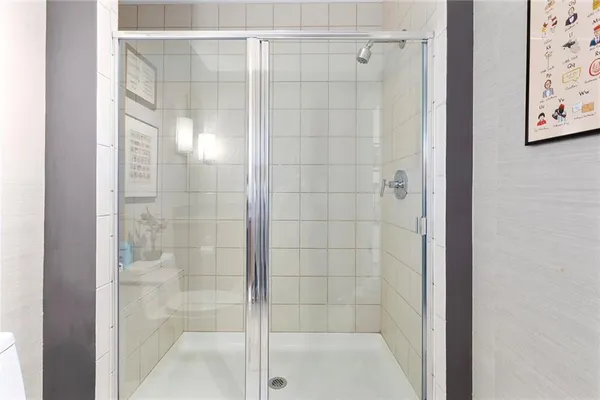 $950,000 | 1603 Summit Street, Kansas City, MO 64108