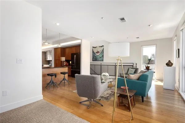 $950,000 | 1603 Summit Street, Kansas City, MO 64108