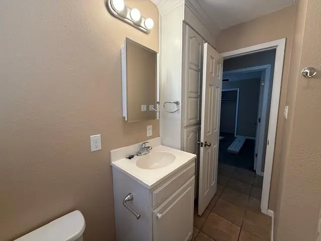 $1,595 | 2710 South 39th Street, Abilene, TX 79605