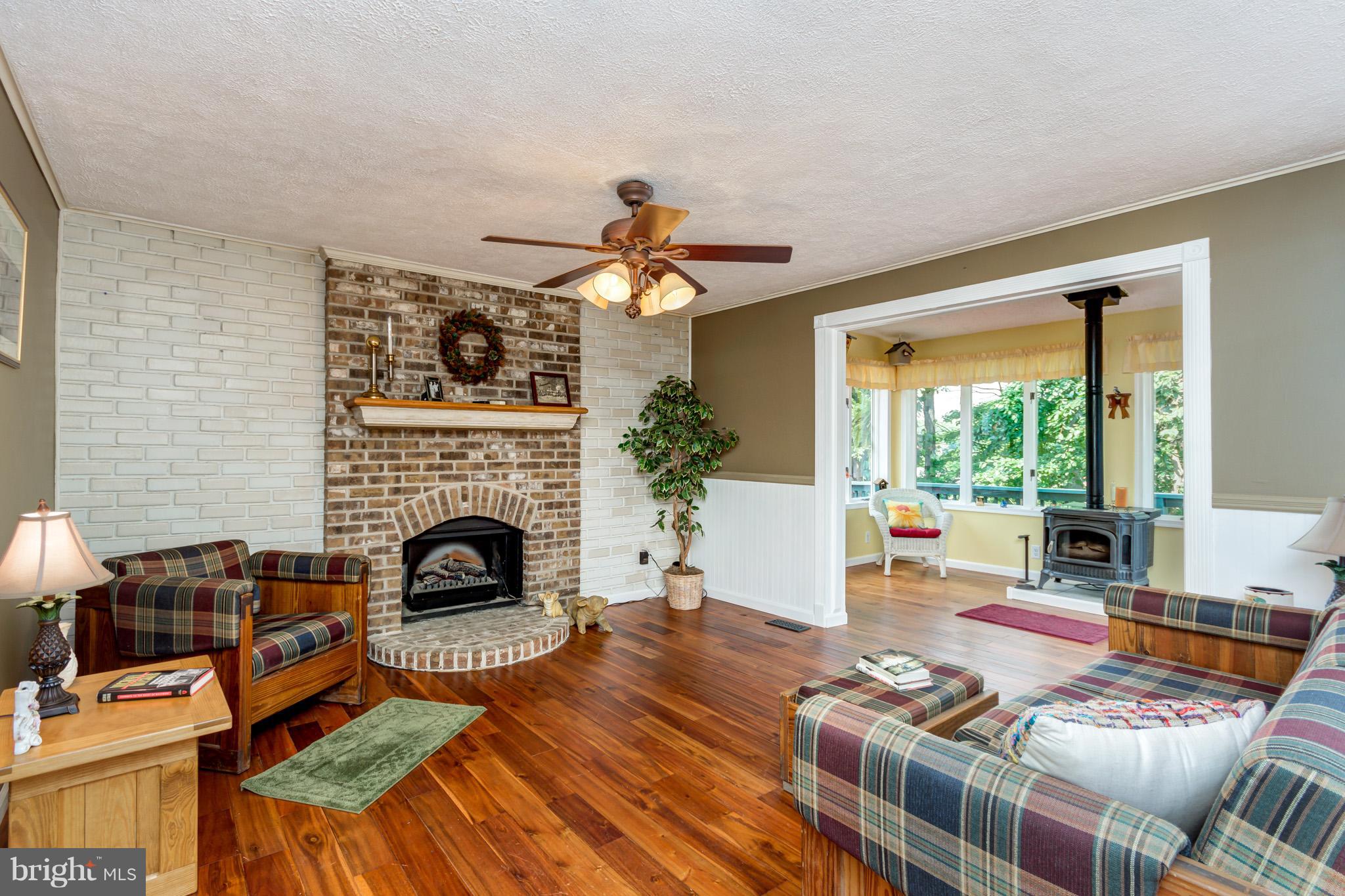 9004 Moonstone Road Baltimore, MD 21236 - Photo 10 of 30 Family Room