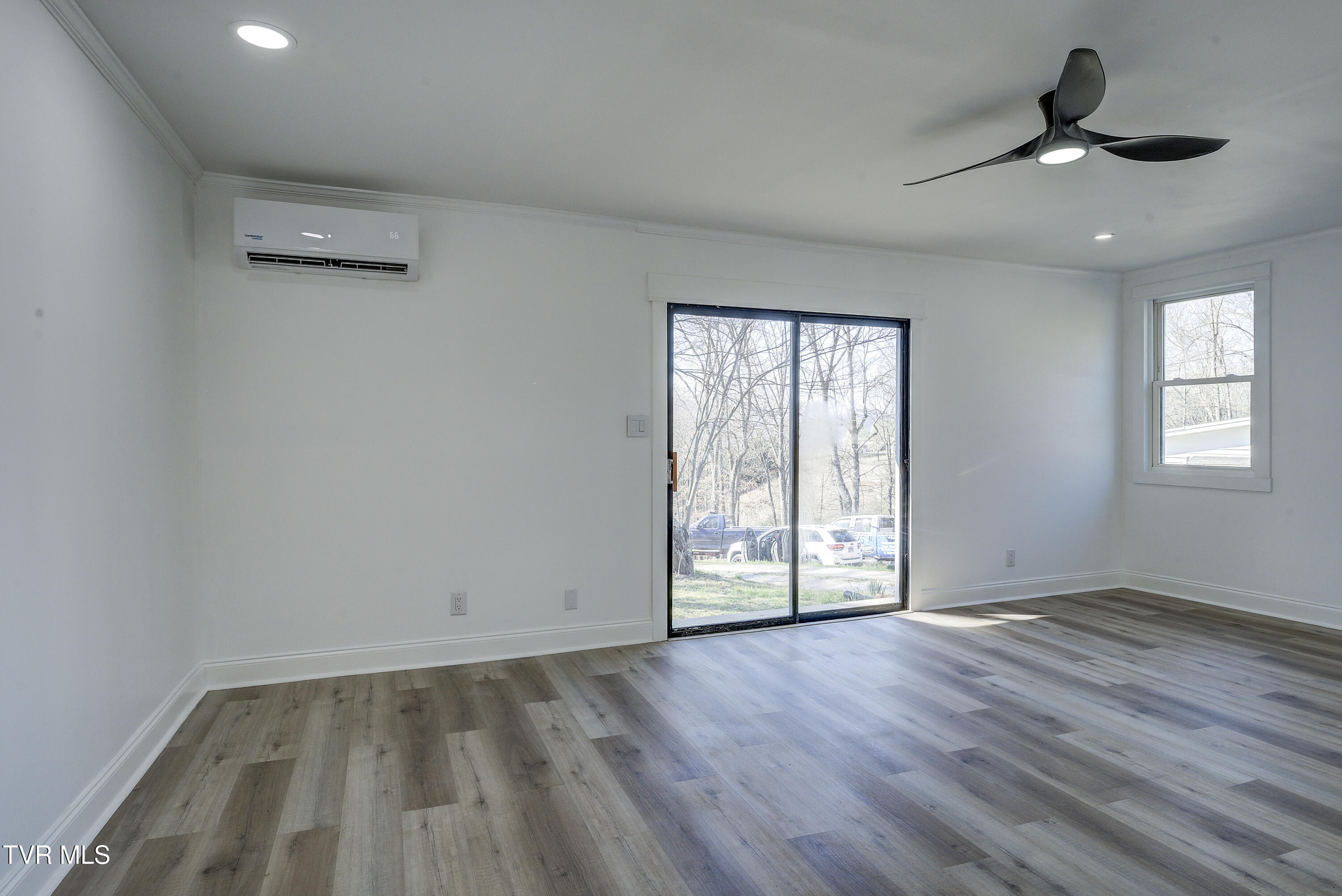 143 Zeb Grindstaff Road Elizabethton, TN 37643 - Photo 23 of 47 IMG_0038