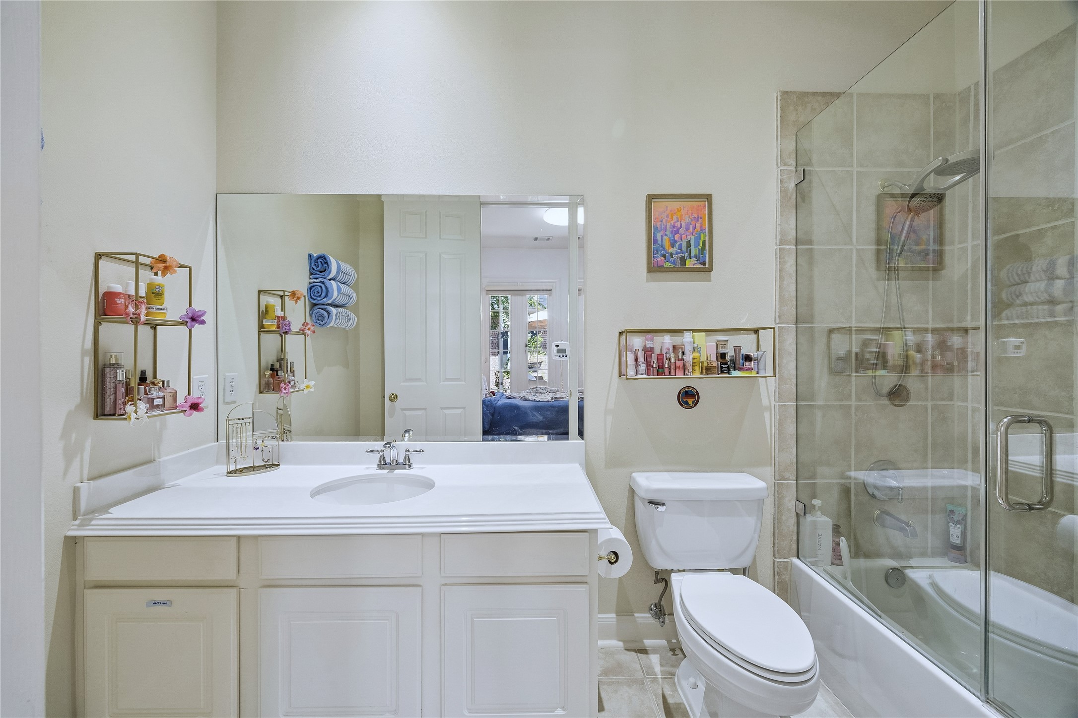 11411 Gallant Ridge Lane Houston, TX 77082 - Photo 22 of 27 Third bathroom