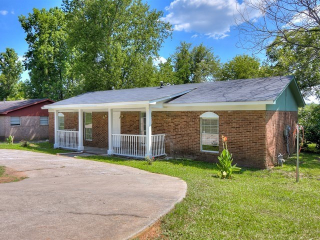 2824 Meadowbrook Drive Augusta, GA 30906 - Photo 2 of 29