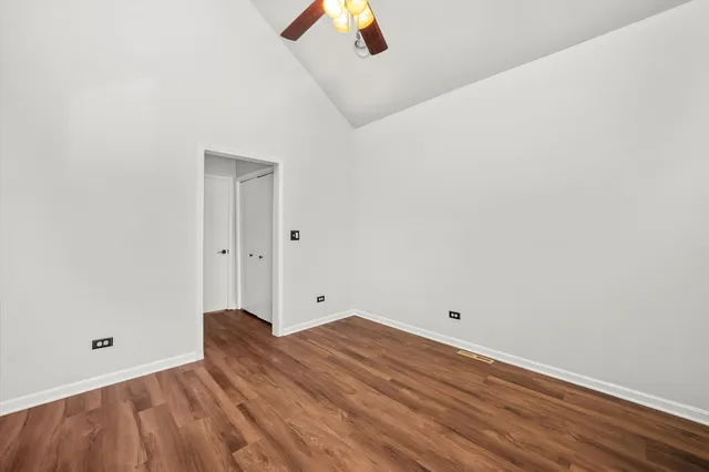 $649,900 | 3769 South Lake Park Avenue, Chicago, IL 60653