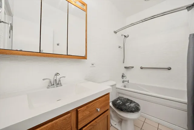 $649,900 | 3769 South Lake Park Avenue, Chicago, IL 60653