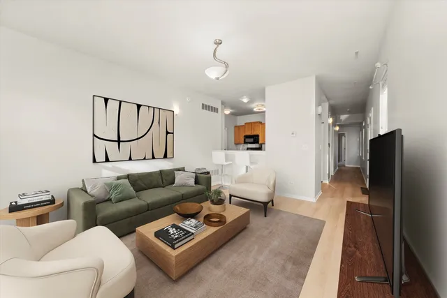 $649,900 | 3769 South Lake Park Avenue, Chicago, IL 60653