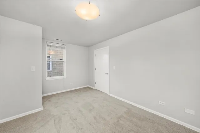 $649,900 | 3769 South Lake Park Avenue, Chicago, IL 60653