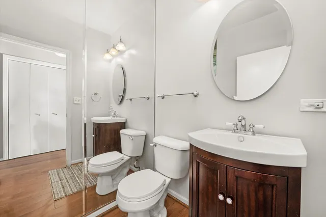 $649,900 | 3769 South Lake Park Avenue, Chicago, IL 60653