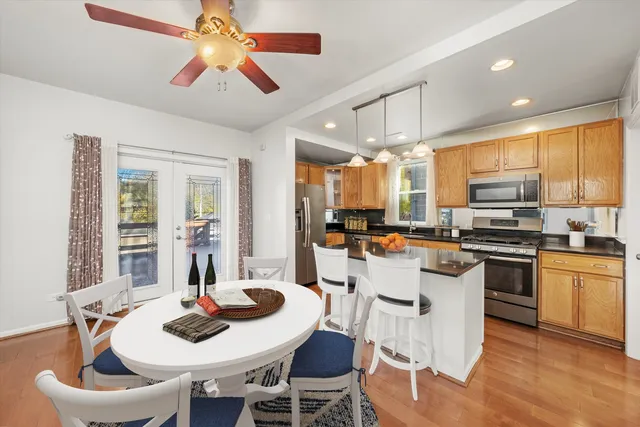 $649,900 | 3769 South Lake Park Avenue, Chicago, IL 60653