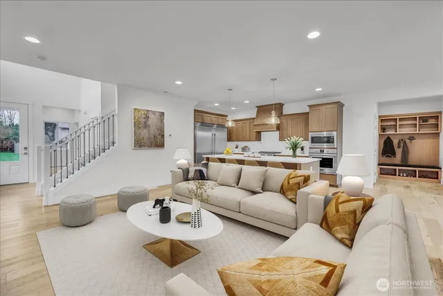 $899,950 | 7701 Ruby Drive Southwest, Lakewood, WA 98498