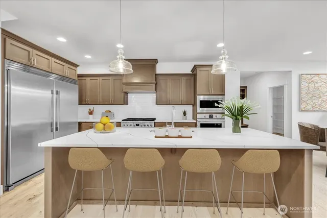 $899,950 | 7701 Ruby Drive Southwest, Lakewood, WA 98498