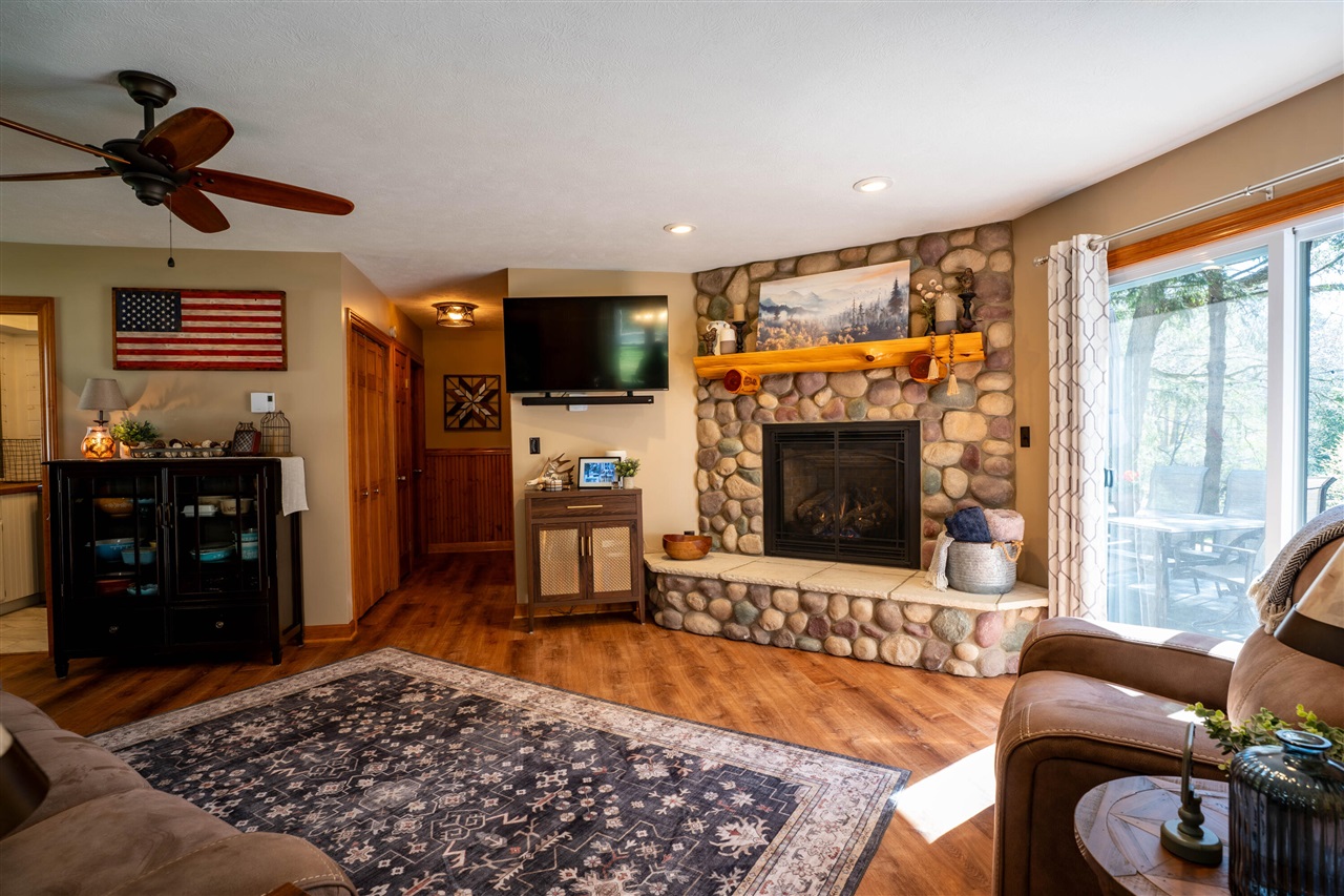 5936 South Rapids Road Branch, MI 49402 - Photo 13 of 46