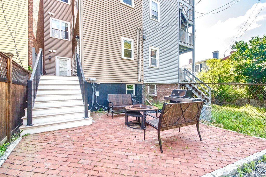 105 Rutherford Avenue, Unit 2 Boston, MA 02129 - Photo 11 of 14 Gallery Image 11