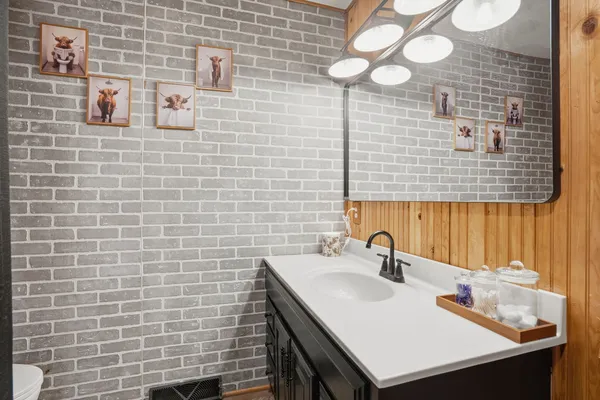 $169,900 | 502 West Front Street, Annawan, IL 61234