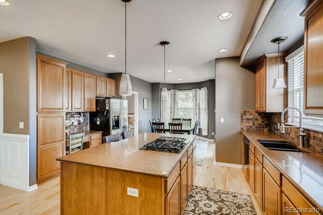 3143 Lynwood Avenue Highlands Ranch, CO 80126 - Photo 8 of 32 Gallery Image 8