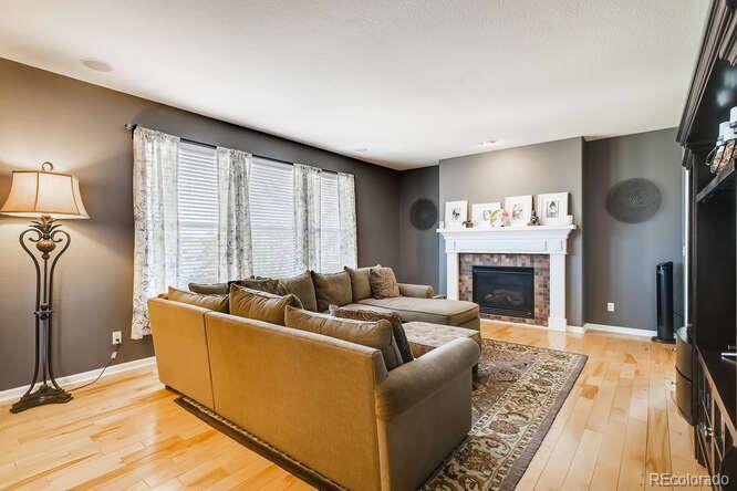 3143 Lynwood Avenue Highlands Ranch, CO 80126 - Photo 10 of 32 Gallery Image 10