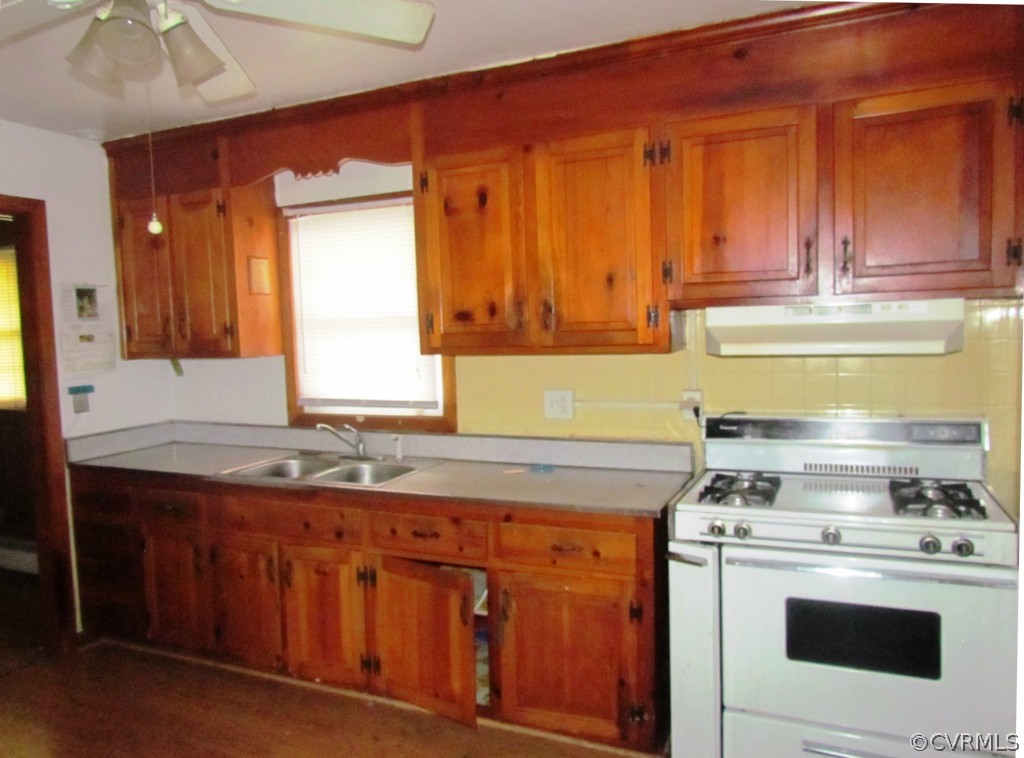 1007 Derrymore Road Richmond, VA 23225 - Photo 3 of 9 Gallery Image 3