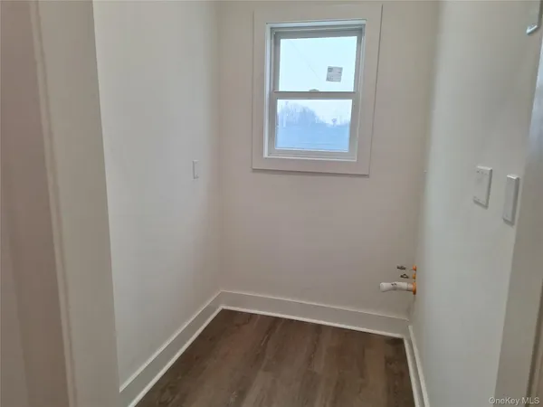 $1,900 | 91 North Street, Unit 201, Middletown, NY 10940