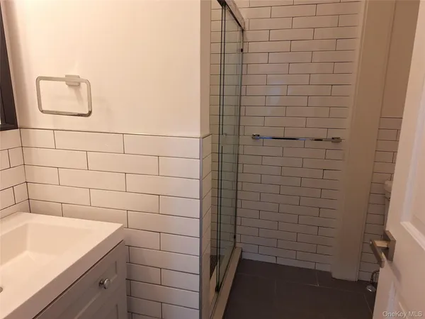 $1,900 | 91 North Street, Unit 201, Middletown, NY 10940