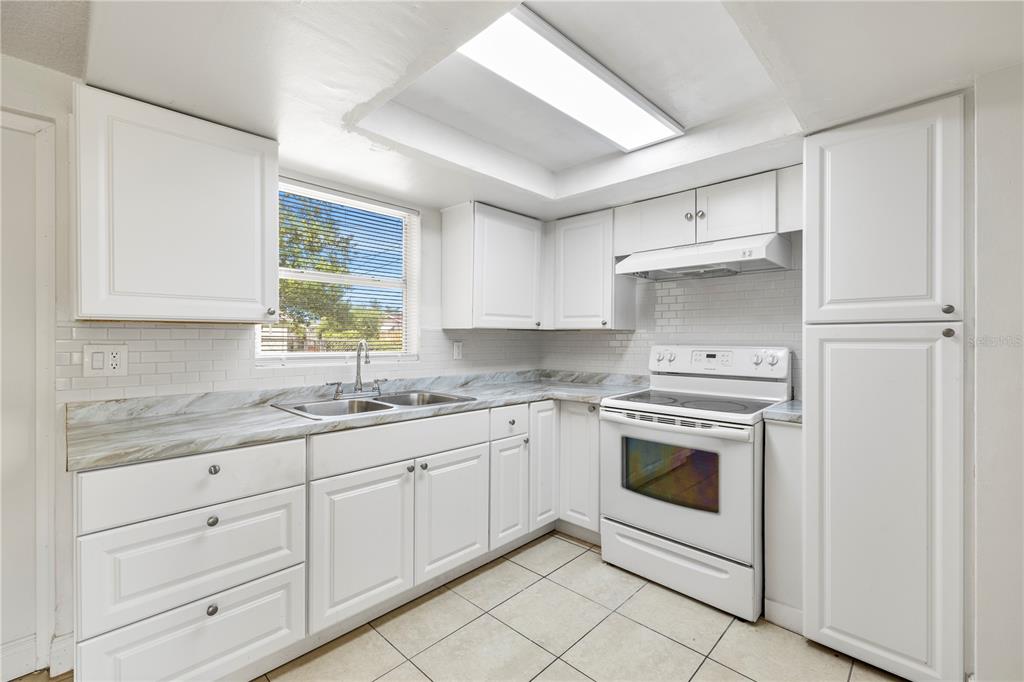 10803 Hyssop Street Port Richey, FL 34668 - Photo 13 of 42