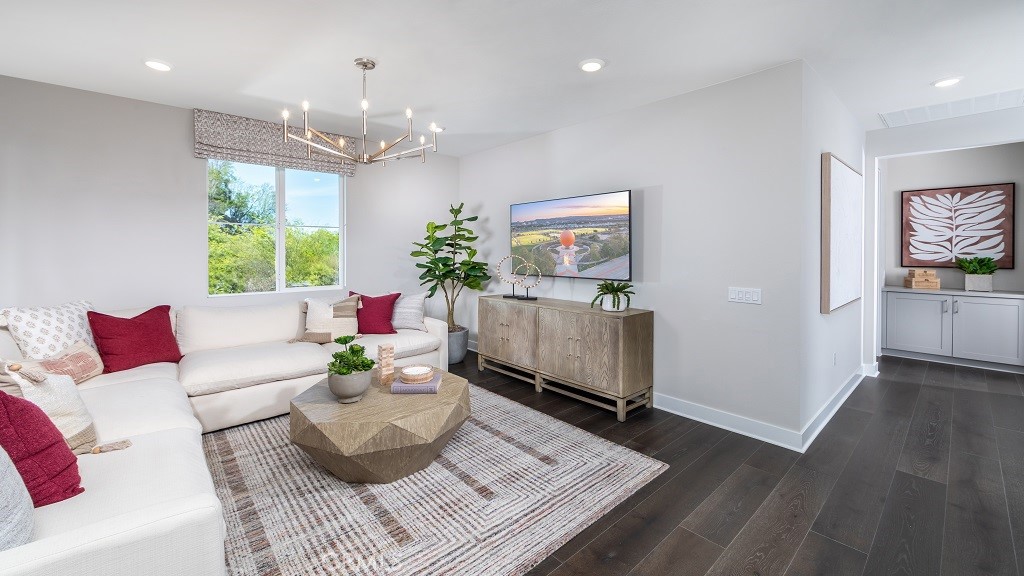 95 Interval Irvine, CA 92618 - Photo 10 of 12 Representative Photo