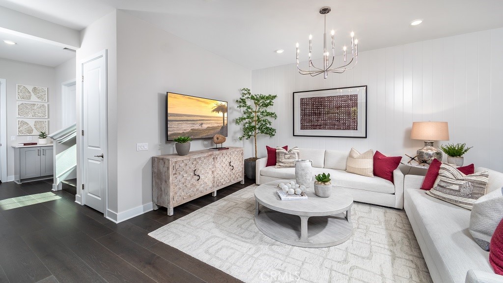 95 Interval Irvine, CA 92618 - Photo 3 of 12 Representative Photo