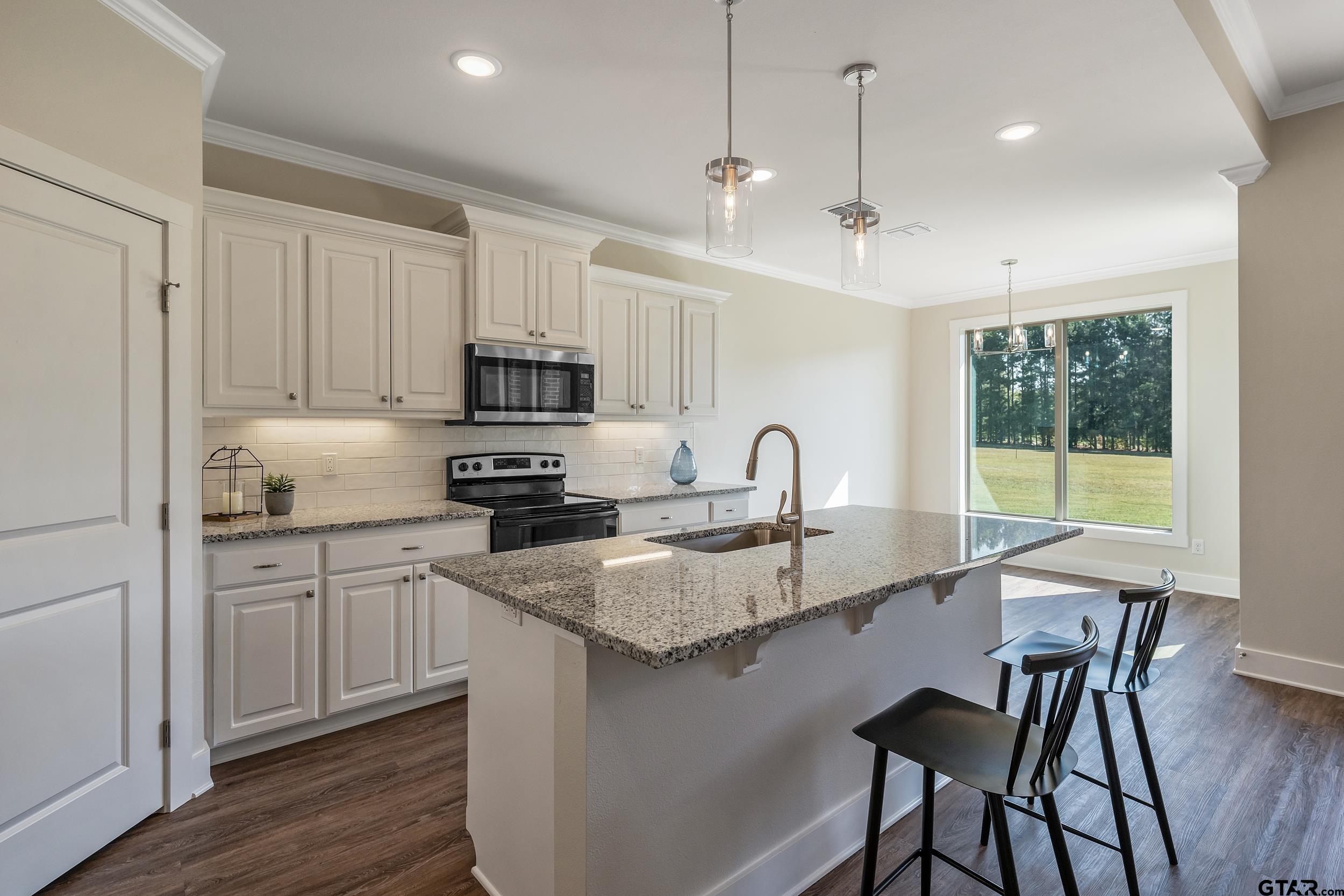 15045 High County Acrs Ln