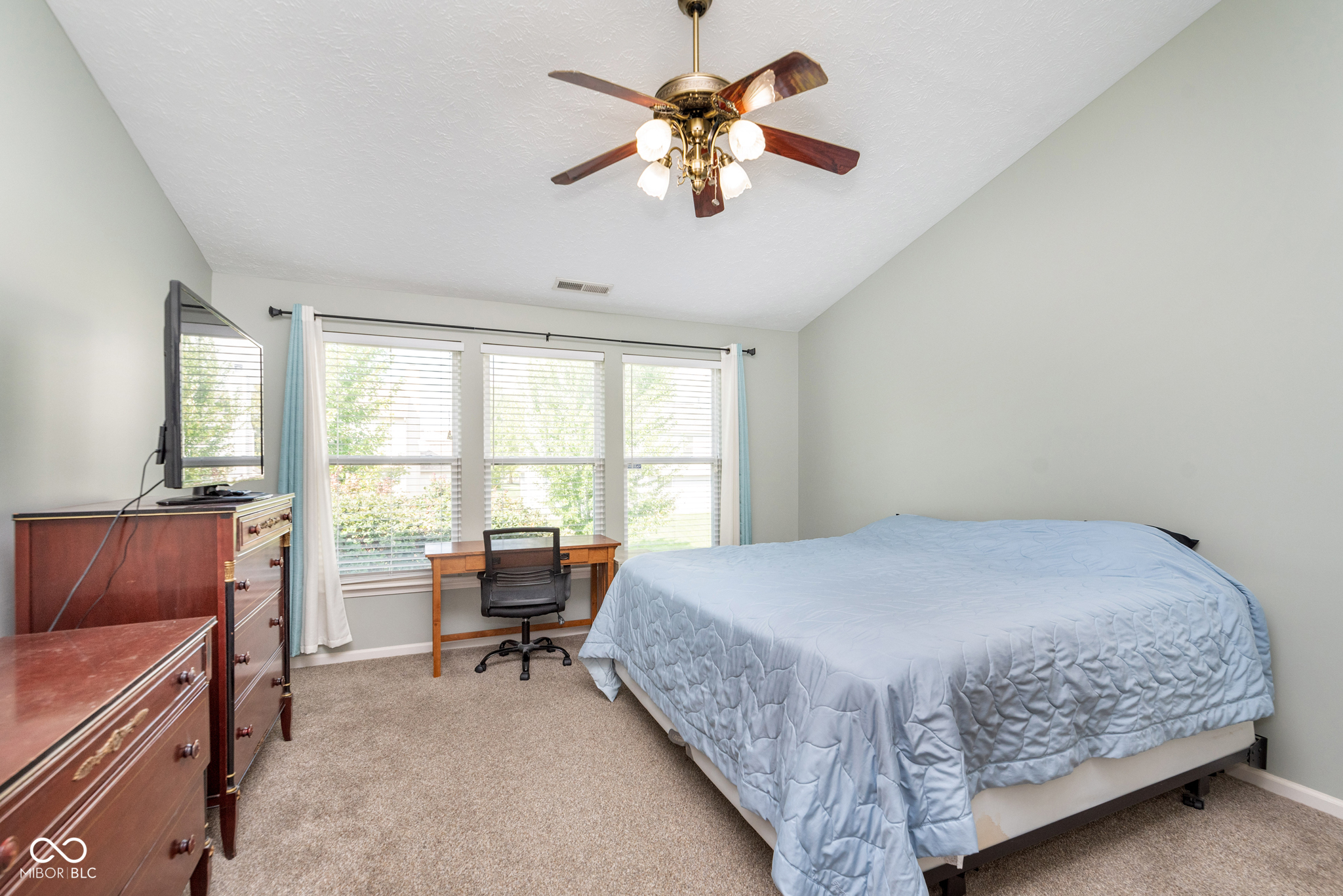 13986 Avalon E Drive Fishers, IN 46037 - Photo 20 of 41