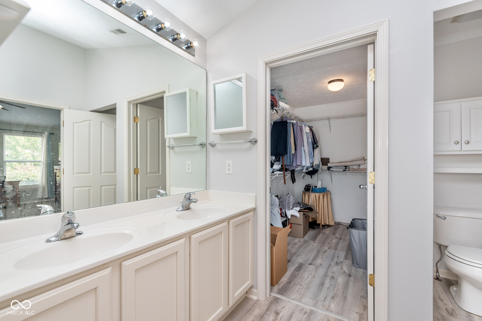 13986 Avalon E Drive Fishers, IN 46037 - Photo 23 of 41