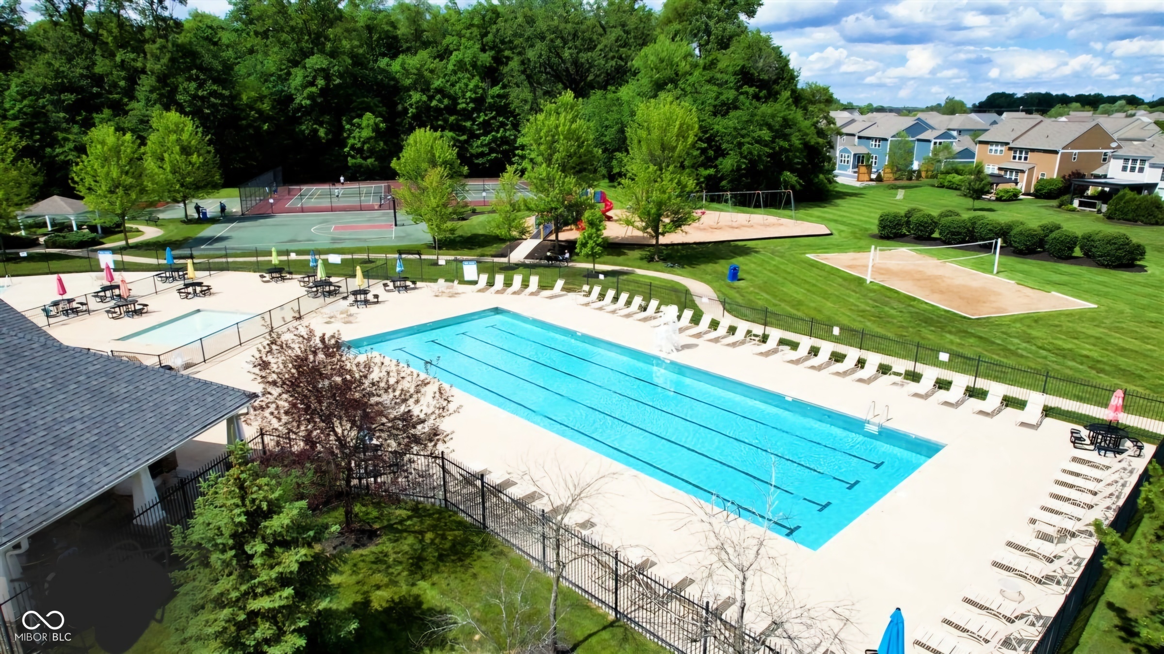 13986 Avalon E Drive Fishers, IN 46037 - Photo 38 of 41