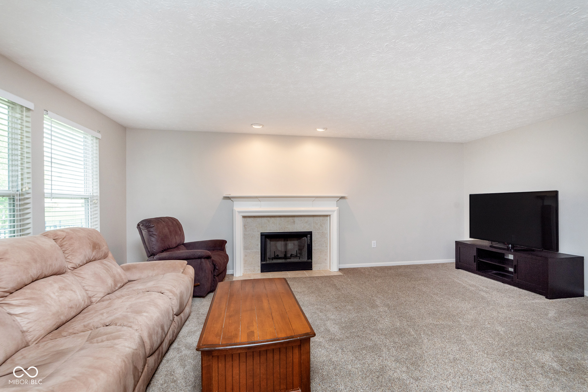 13986 Avalon E Drive Fishers, IN 46037 - Photo 8 of 41